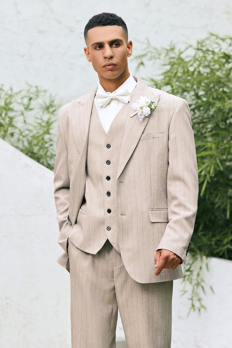 Load image into Gallery viewer, Ivory Peak Lapel 3 Pieces Single Breasted Men&#39;s Prom Suits