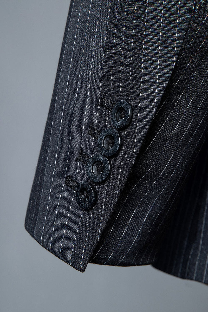 Load image into Gallery viewer, Black Pinstriped Double-Breasted 3-Piece Men&#39;s Suit