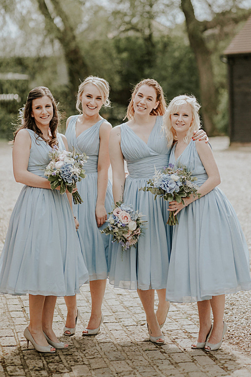 Load image into Gallery viewer, V-neck A Line Blue Chiffon Tea-Length Bridesmaid Dress with Pleated
