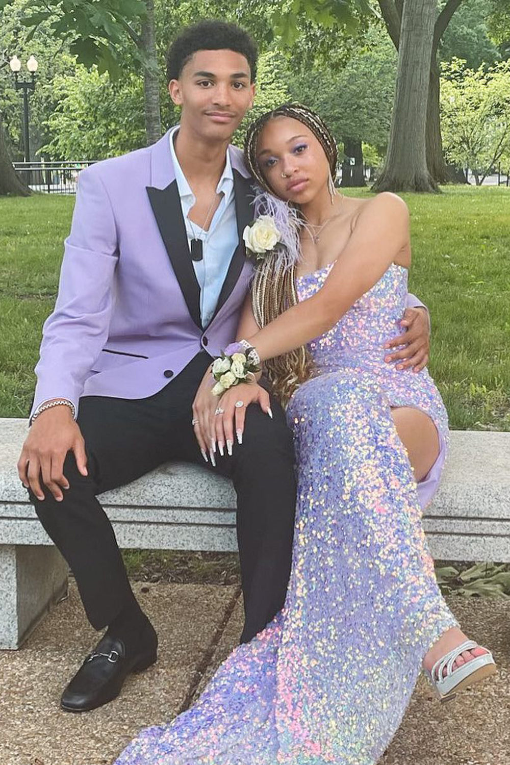 Peak Lapel Light Purple 2 Piece Prom Suits with One Button