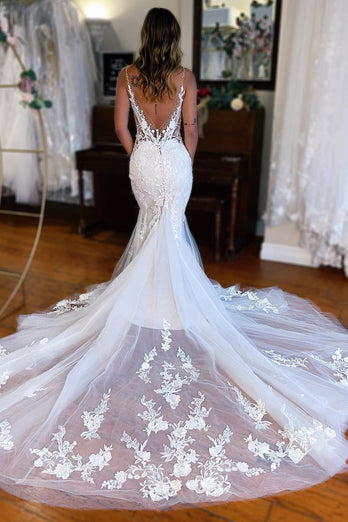 White V-Neck Mermaid Long Lace Wedding Dress