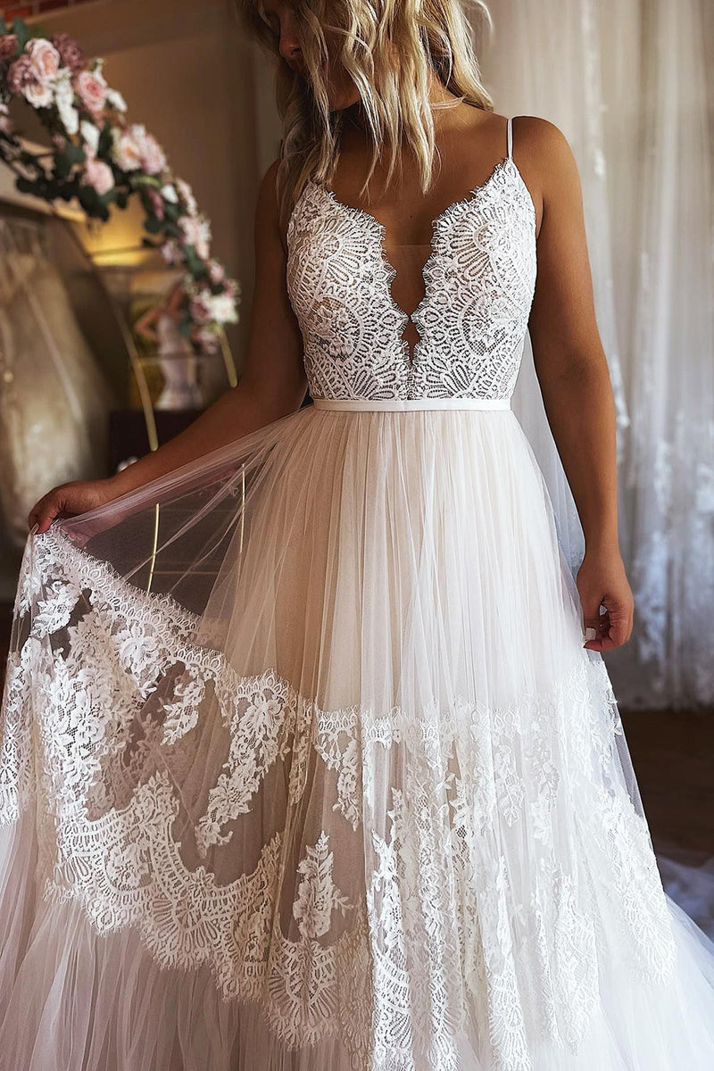 Load image into Gallery viewer, Ivory Boho A-Line Long Tulle Wedding Dress with Lace